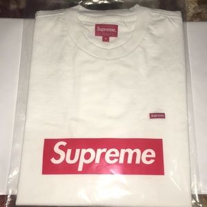 (SOLD)Supreme SS18 Small Box Logo Tee